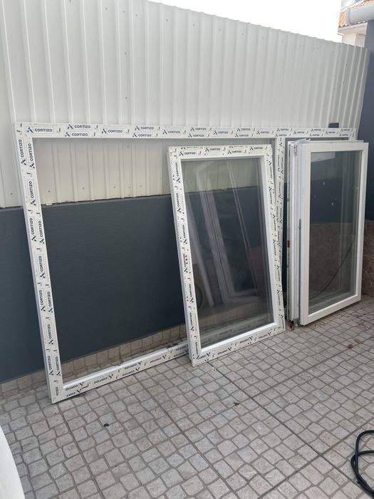 Janela pvc cortizo 3 folhas