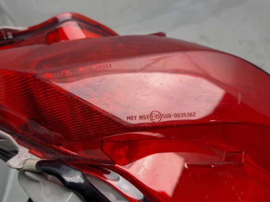Lampa Reklektor Tył Lewy Yamaha Tricity 300 20'+