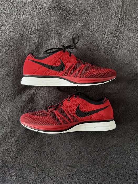 Buty nike flyknit trainer red czerwone 44