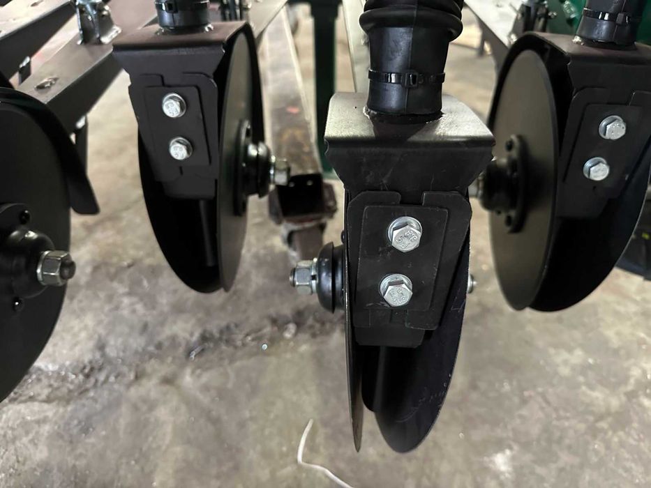 Сівалка Зернова навісна GNOM сеялка зерновая навесная 1,8-2,4м