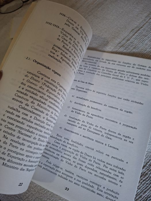 Dois livros sobre o Vinho do Porto