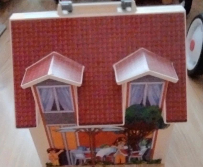 Duży domek Playmobil z akcesoriami