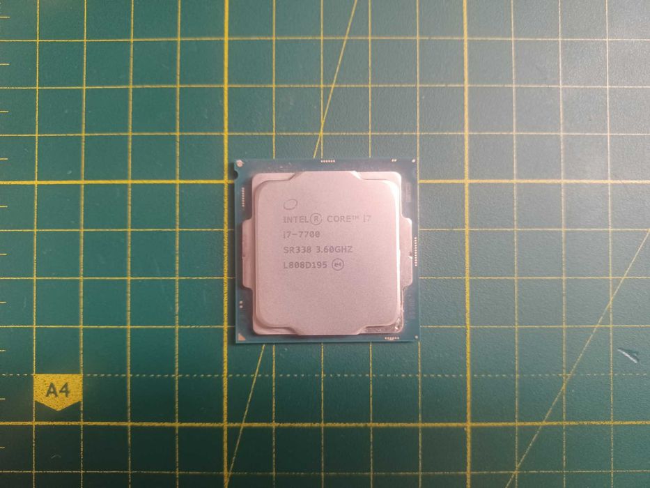 Процессор intel core I7 7700