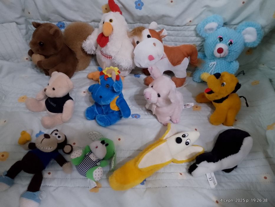 Іграшки м'які дитячі