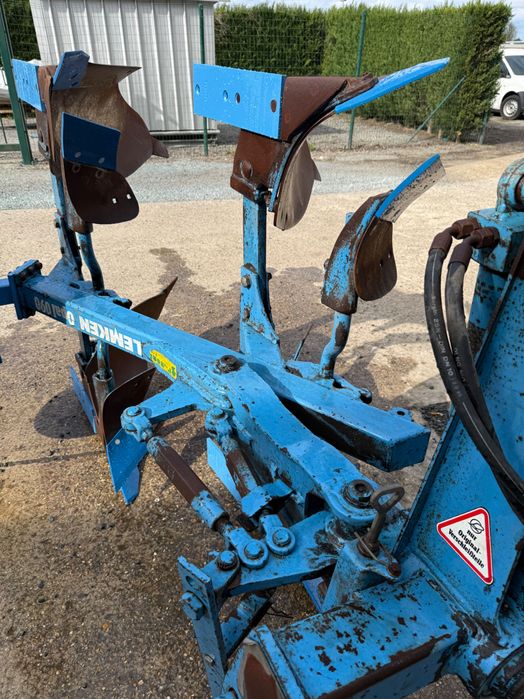 Плуг Lemken Opal 090/Kverneland