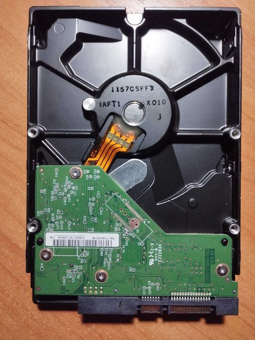 Игровой жесткий диск HDD 3.5 500GB + 114 игр(PS1, PS2, PS3, Sega, Dendy) возможен обмен на SSD или внешний карман