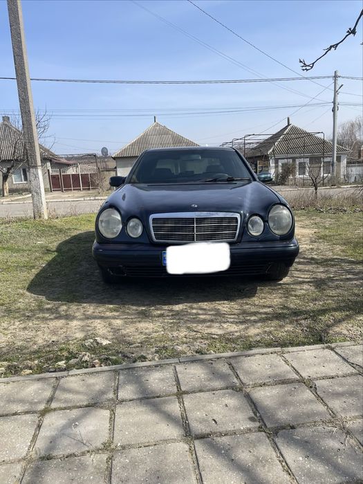 Mercedes W210 E280