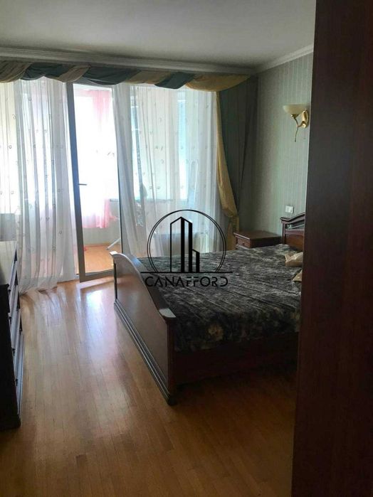 3-х кімнатна на Оболонський проспект 22-В, метро Мінська 1 хв., ТРЦ Dream Town, ТЦ Smart Plaza. Оболонь