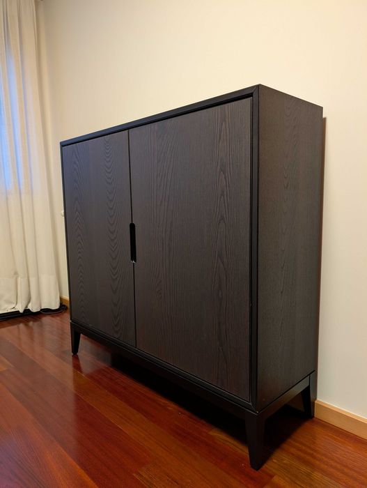 Vendo armário IKEA REGISSOR castanho escuro