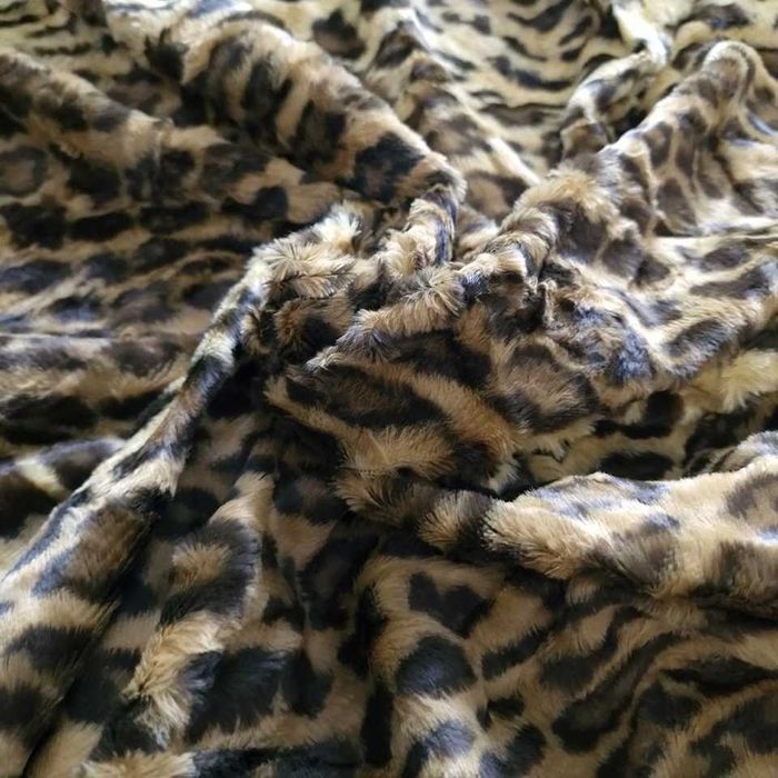 Tecido Pêlo Sintético Leopardo – Elegância Selvagem ao Melhor Preço!