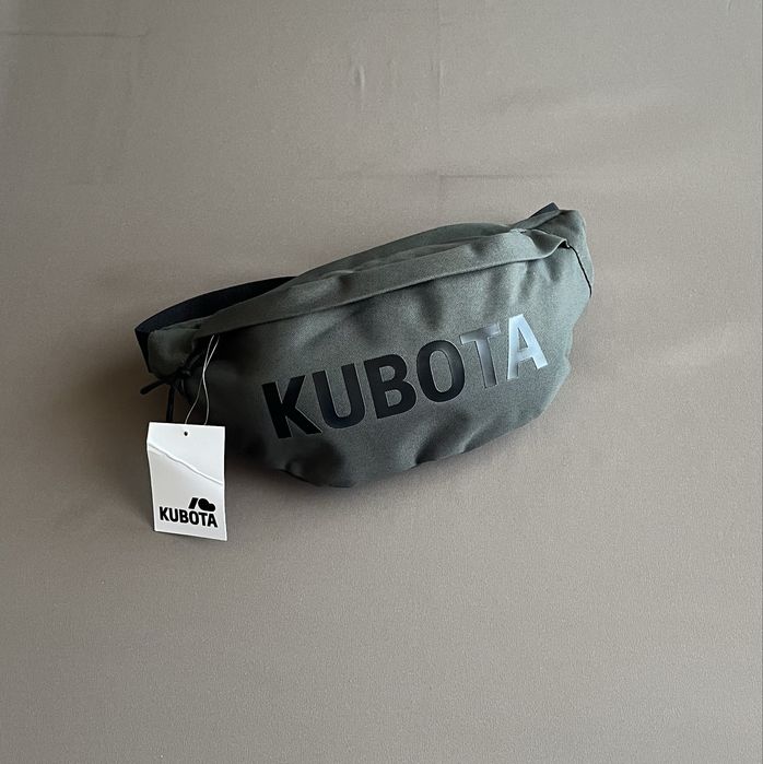 Nerka Kubota Festival saszetka biodrowa khaki 3 kieszenie nylonowa