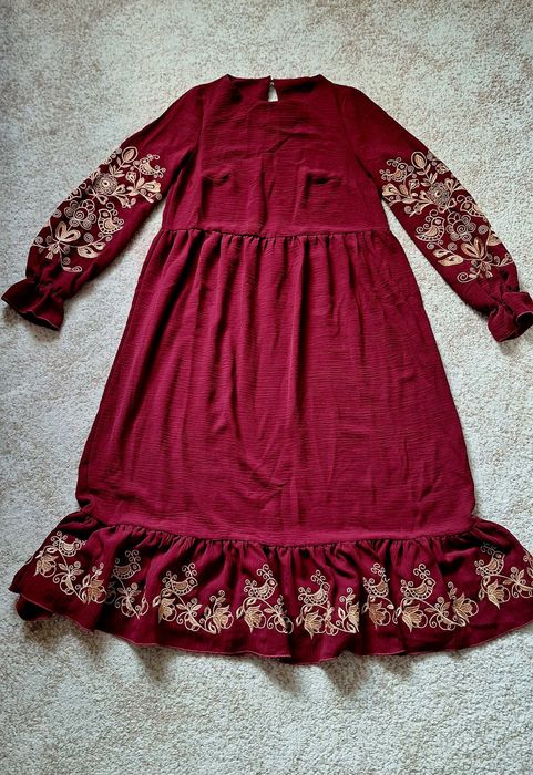 Платтє вишиванка бренду Мережка