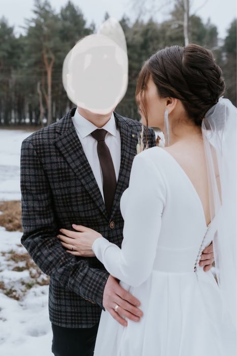 Весільна сукня