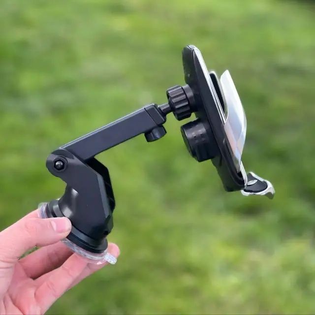 Тримач для автомобіля із зарядним пристроєм для телефону в машину А18