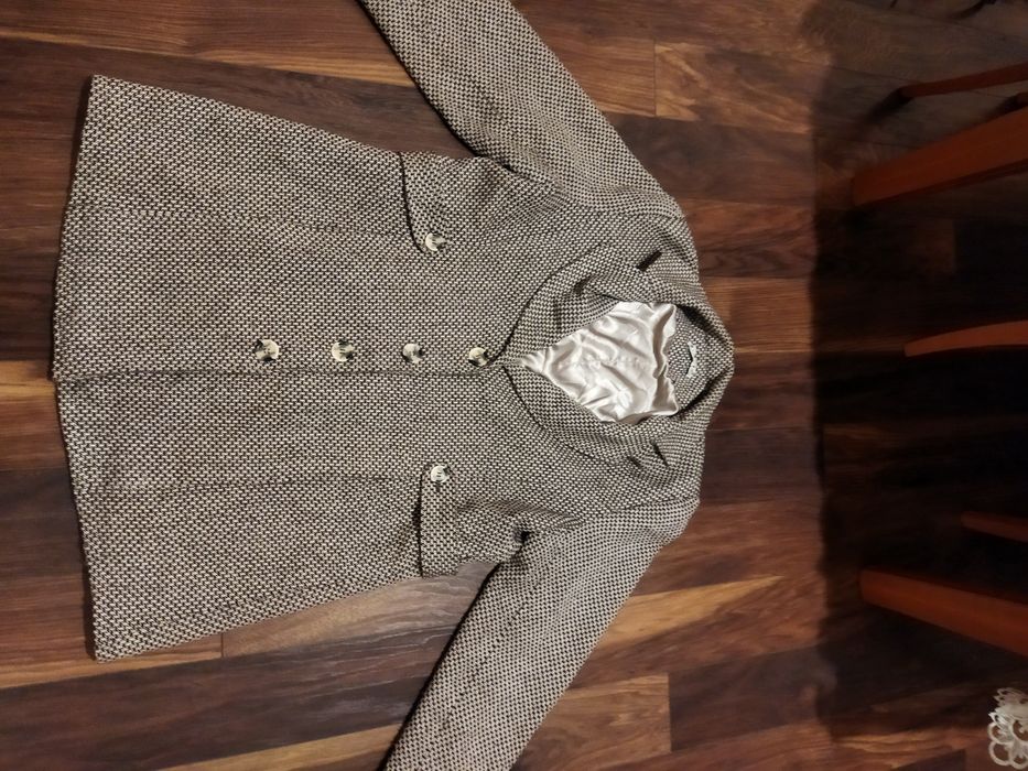 Elegancki płaszcz XL jesienno zimowy damski