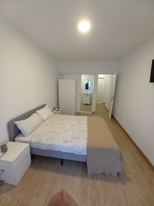Quarto Casa de Banho Privada Monte Abrão