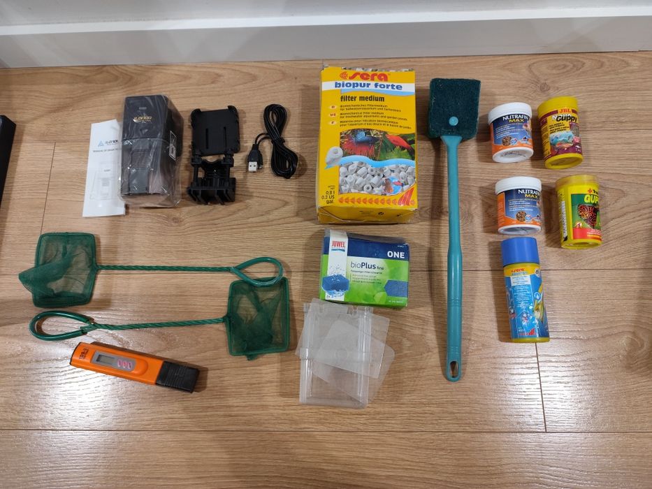 Aquário 58l com TUDO (vale mais de 200€)