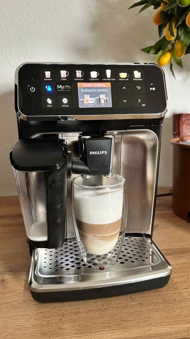 ТОП!  Кавомашина Philips 5400