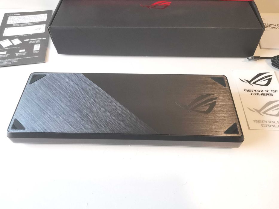 Klawiatura gamingowa ASUS ROG Falchion QWERTY IT Bezprzewodowa RGB