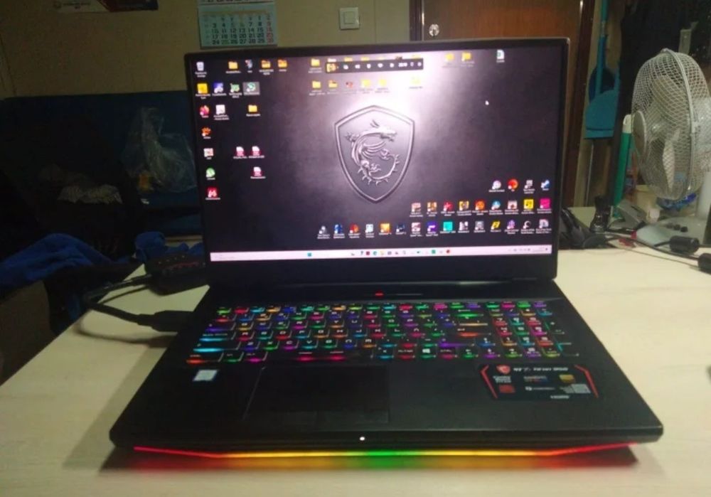Portátil MSI GT76