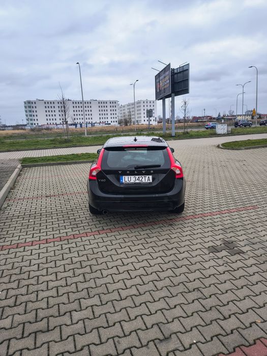 Volvo V60 D3 2014