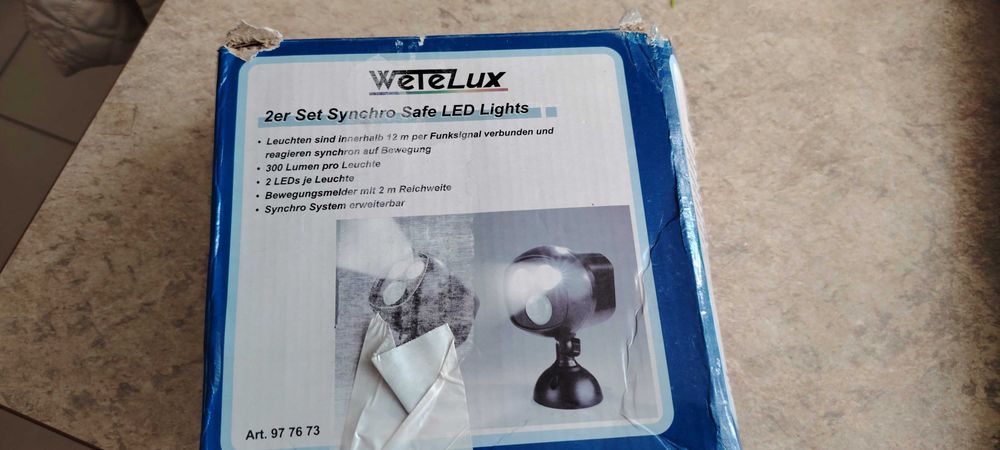 Halogeny Wetelux Led