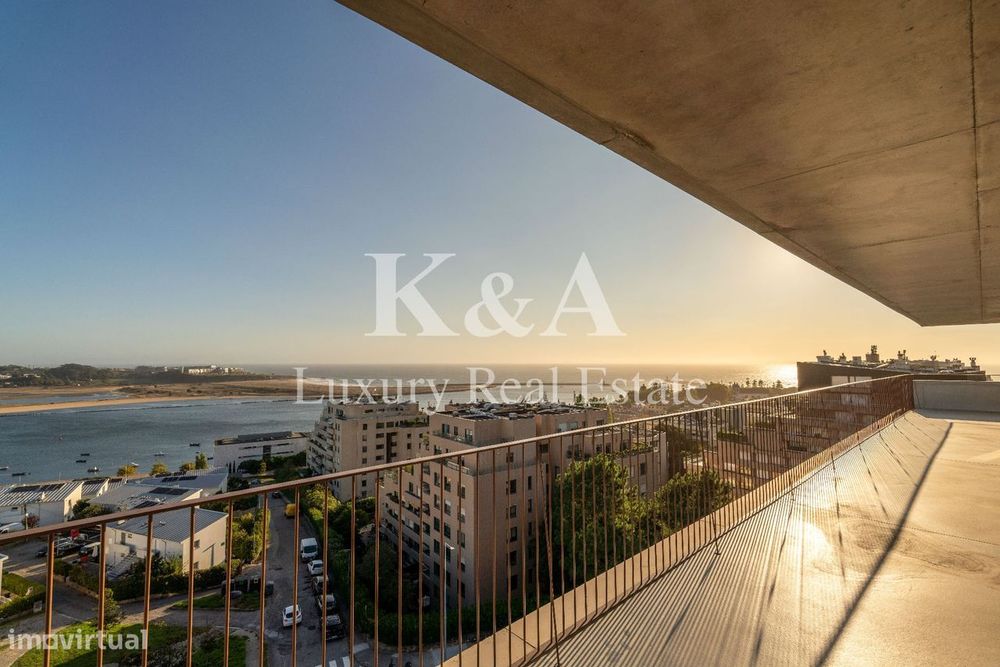 Apartamento T4 com vistas panorâmicas na Foz.