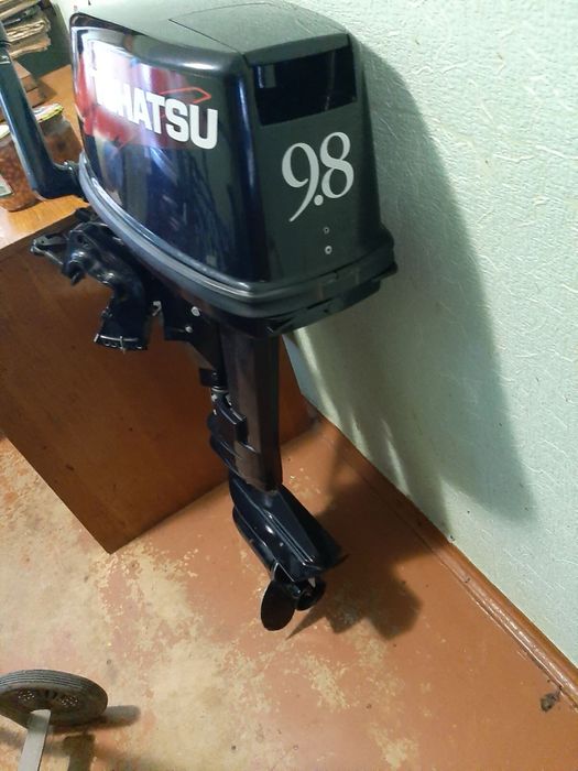 Човновий двигун Tohatsu 9,8 BS