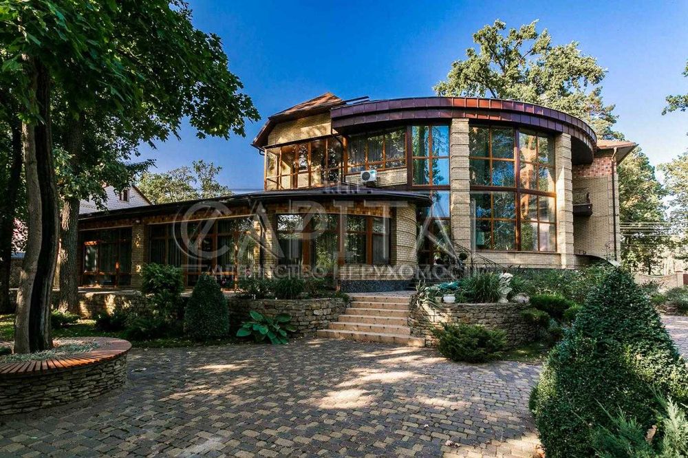 Аренда большого автономного дома в Буче, газ, генератор, теплый басейн