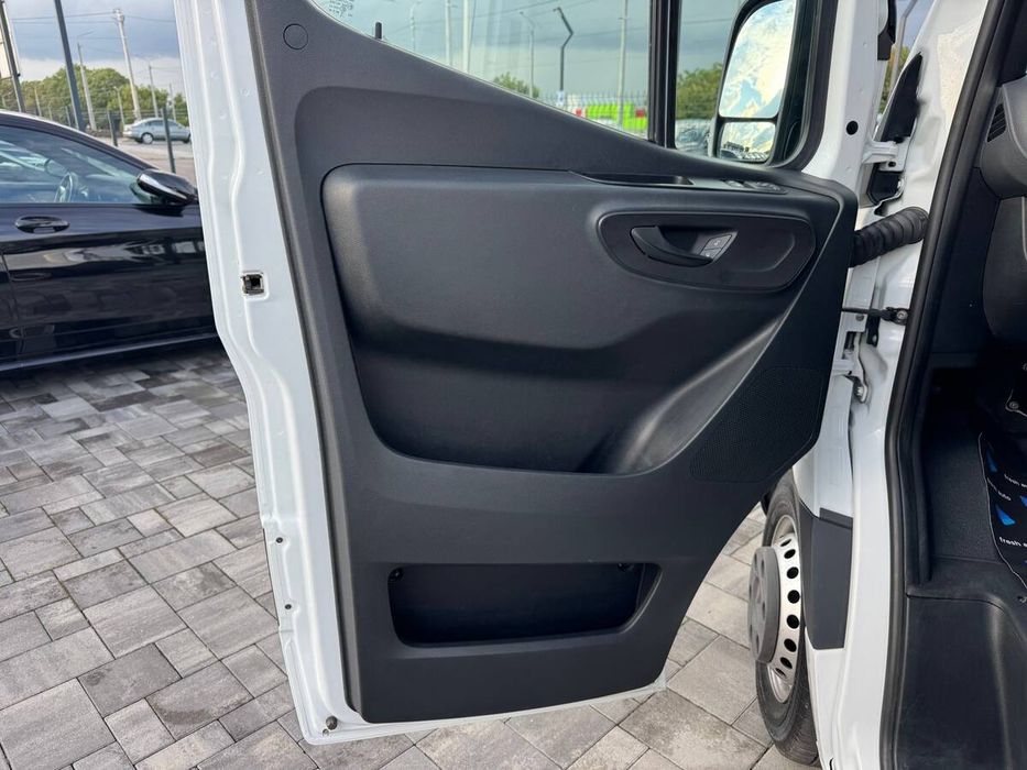 Mercedes-Benz Sprinter 519 2020 freshauto