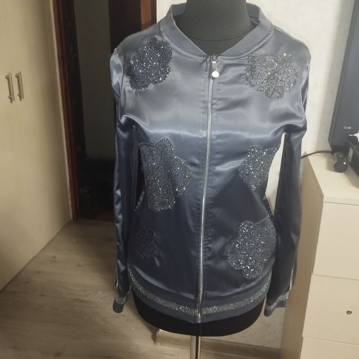 Продам костюм кензо