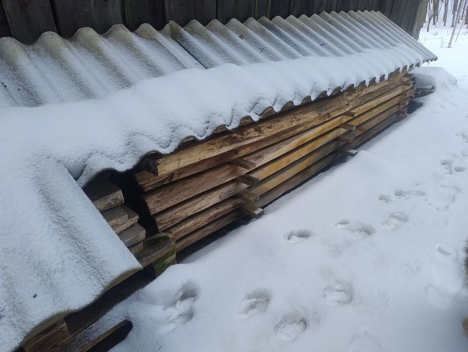 Sprzedam deski dębowe.