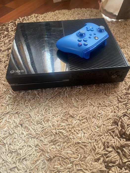 X box one на 500 GB