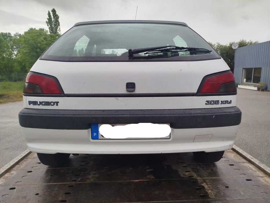 Para peças Peugeot 306 1.8D ano 1996