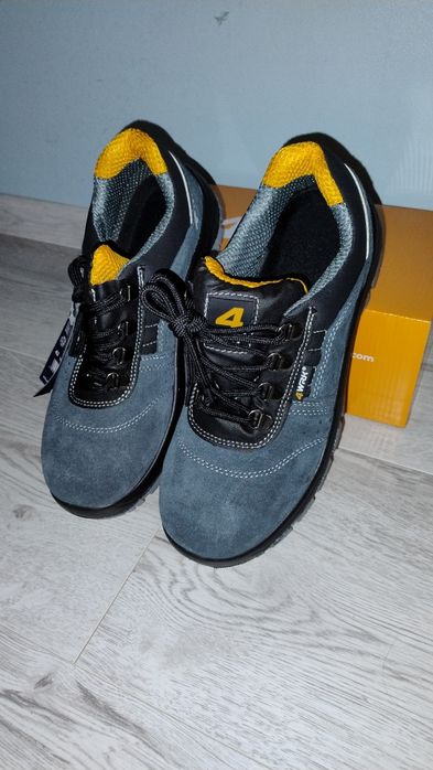 Obuwie ochronne robocze 42