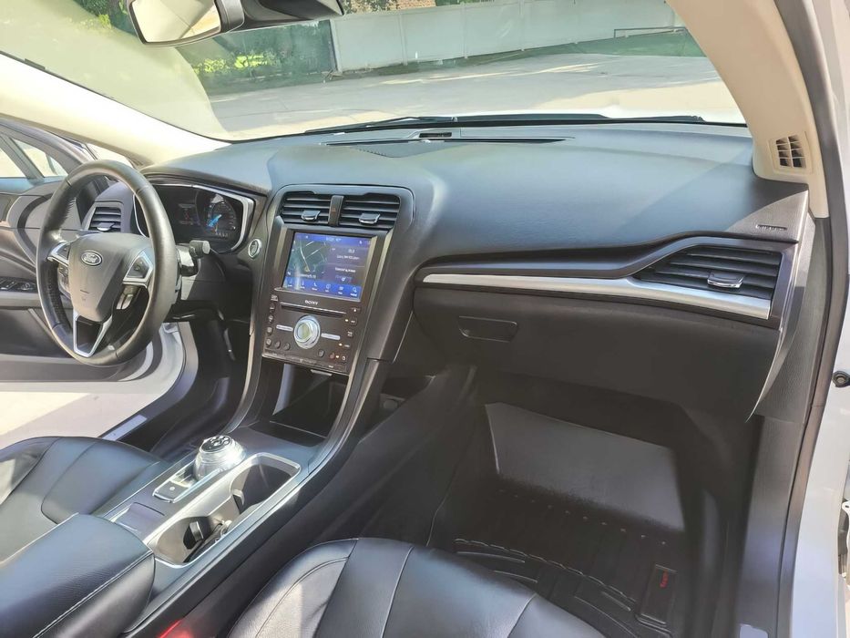 Ford Fusion Titanium      2019