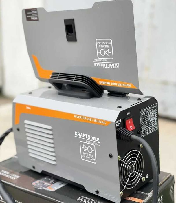 Зварювальний напівавтомат без газу 200A Kraft&Dele KD1872 Польща