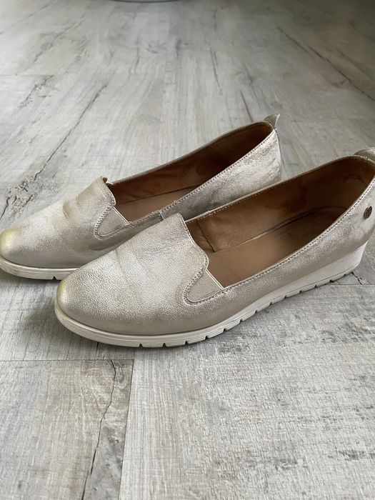 Srebrne buty damskie Maciejka