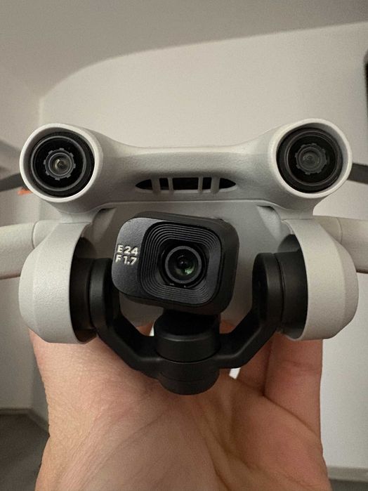 DJI Mini 3 Pro + 3 baterie (18/26/29 cykli) + filtry ND — stan idealny