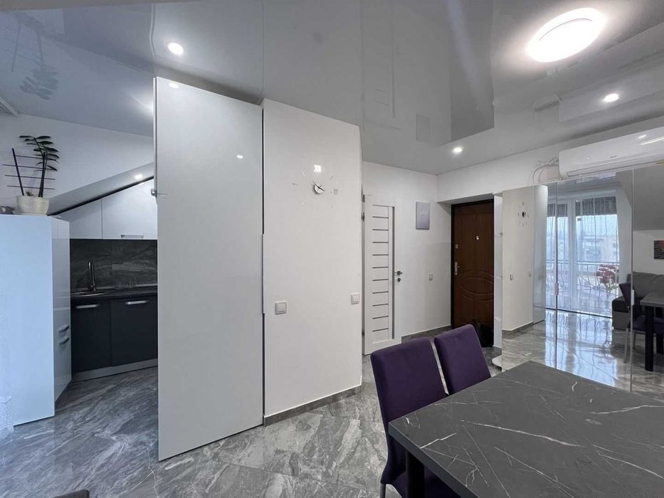 1но з сучасним ремонтом неподалік 8 школи