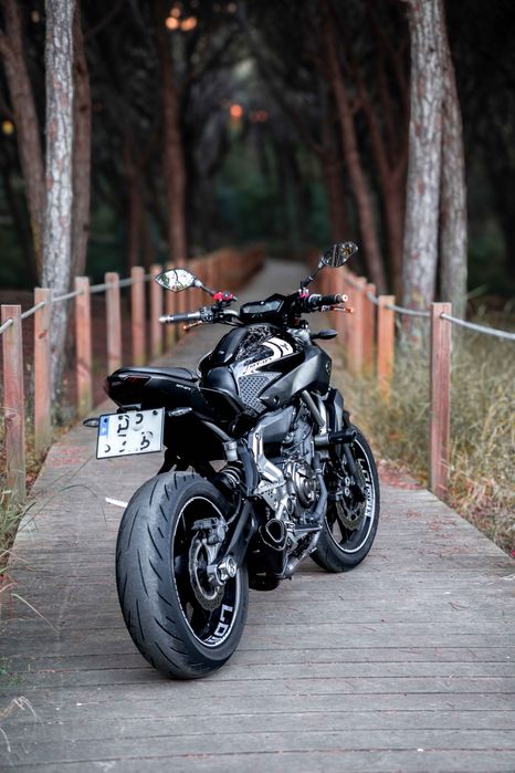 YAMAHA MT07 35KW CARTA A2 ATÉ 99€/MÊS
