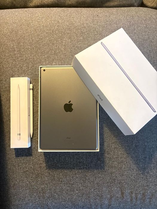 iPad 8 generacja WiFi 128GB A2270