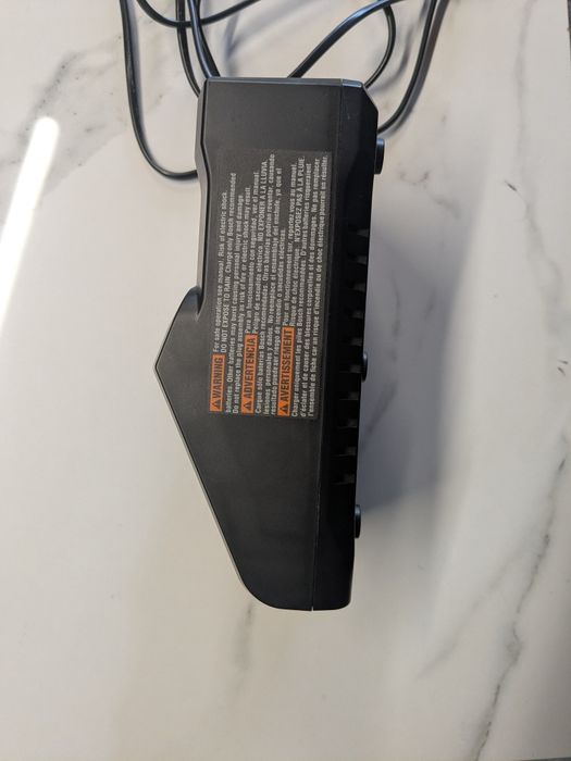 Пристрій швидкозарядний Bosch GAL 18V-160 C 14.4-18В 16А  Блютуз