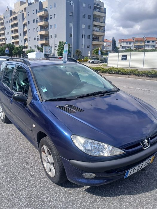 Faço negócio em carrinha ou van