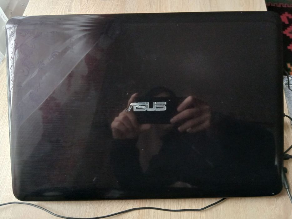 Ноутбук ASUS X556U Intel i5, 16GB RAM, SSD+HDD, GeForce 940MX