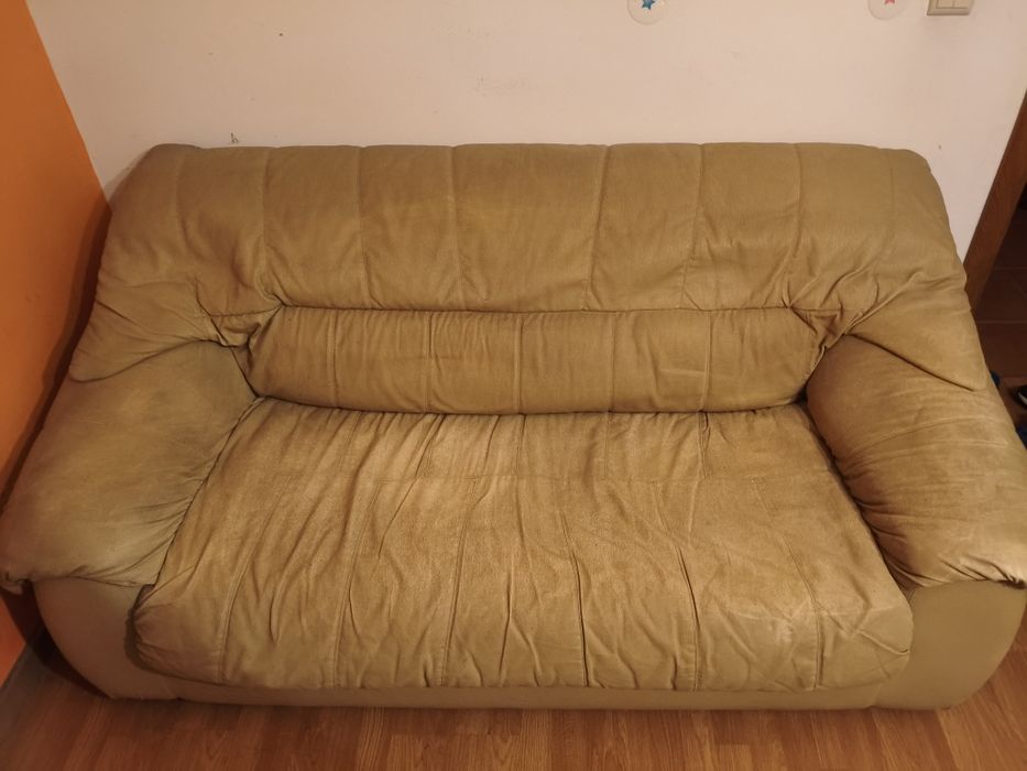Sofá Grande Em Bom Estado