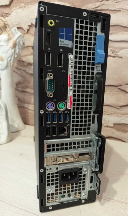 Dell Precision Tower 3420 Xeon E3-1245 3.4GHz 16GB DDR4 500HDD Win10