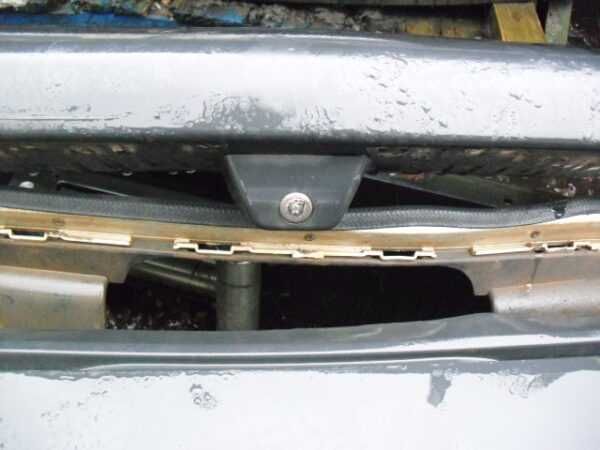 Land Rover Defender guincho Warn mata vacas ABAR usado