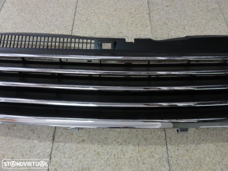 Grelha frontal sem símbolo cromada e preto para VW Passat 3BG 2000-2005 em plástico ABS