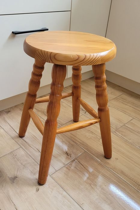Taboret kuchenny drewniany